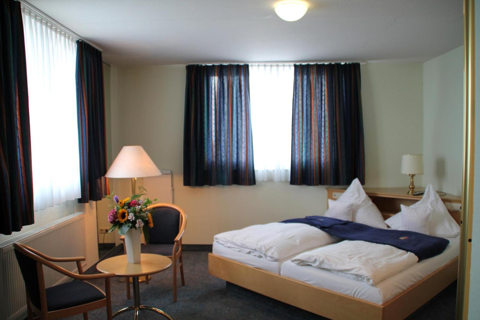 Trip Inn Hotel Zum Riesen Hanau Kültér fotó